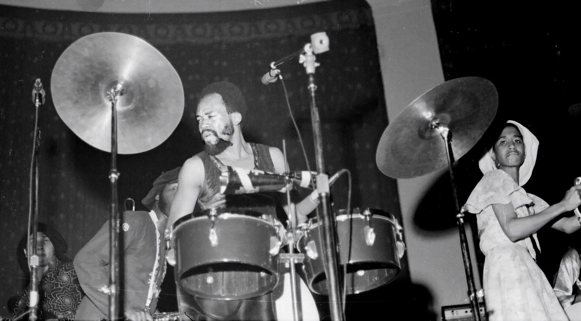 Earth, Wind & Fire still 3